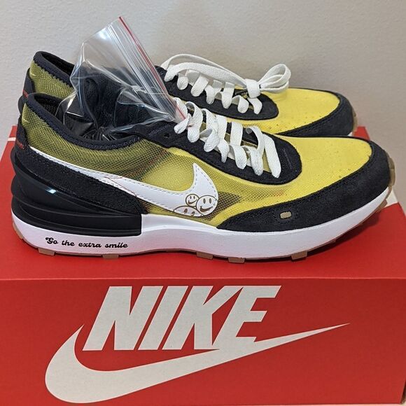 Nike big kids sneakers - Picture 1 of 7